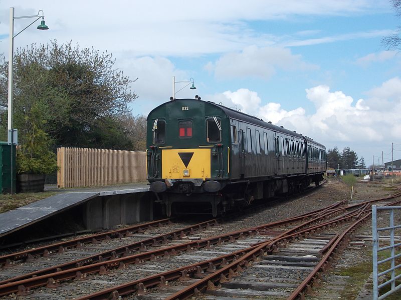 Thumper 1132/205032 at Meldon Viaduct