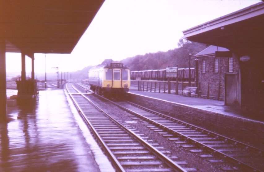 197071 picture of a 'bubble-car' DMU at Okehampton, in standard weather.brPhotographer Chris Osment