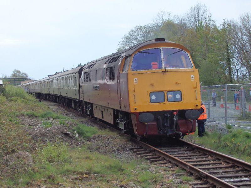 D1015 at Okehampton refuelling and rewatering.