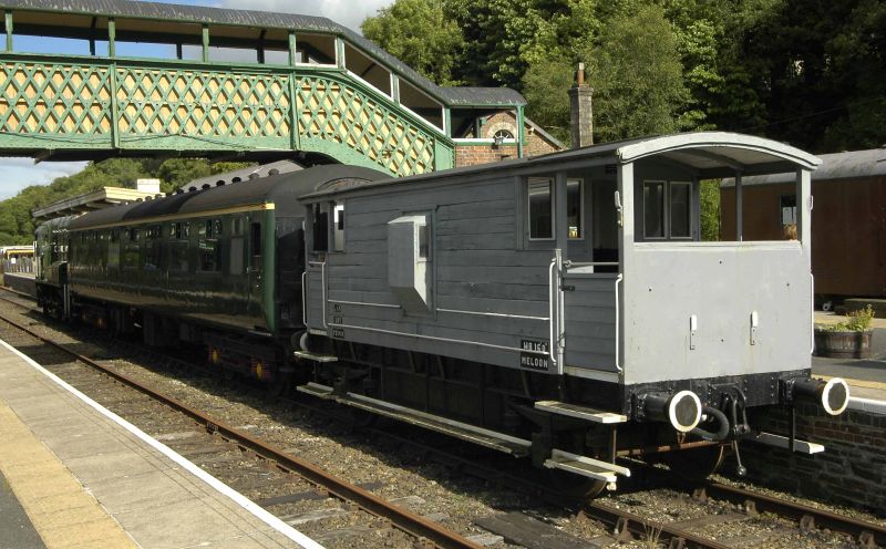 D4167 and the vacuum braked rake of Mk2A FK S13436 and LMS brakevan 731411 at Okehampton 