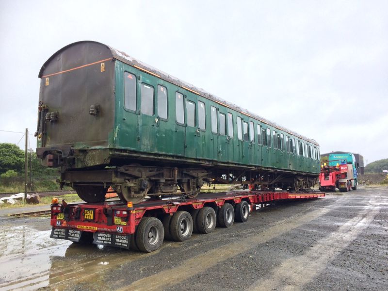 60673, the centre car from 1128, on the Meldon turntable.brPhotographer Julian PopebrDate taken 26072017