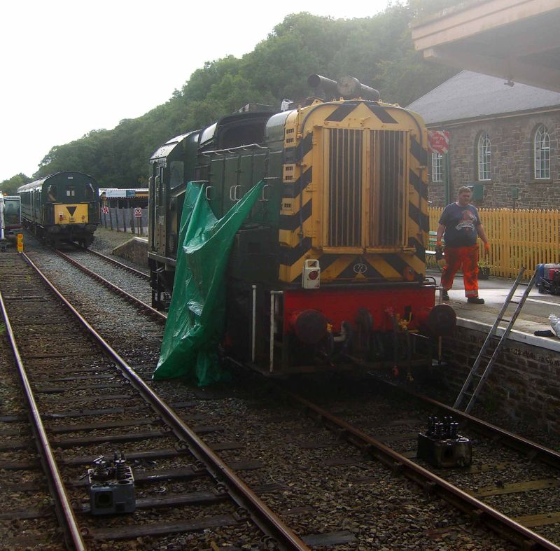 D4167 with 2 cylinder heads in the foreground, one reconditioned and one oldbrPhotographer Paul MartinbrDate taken 31082017