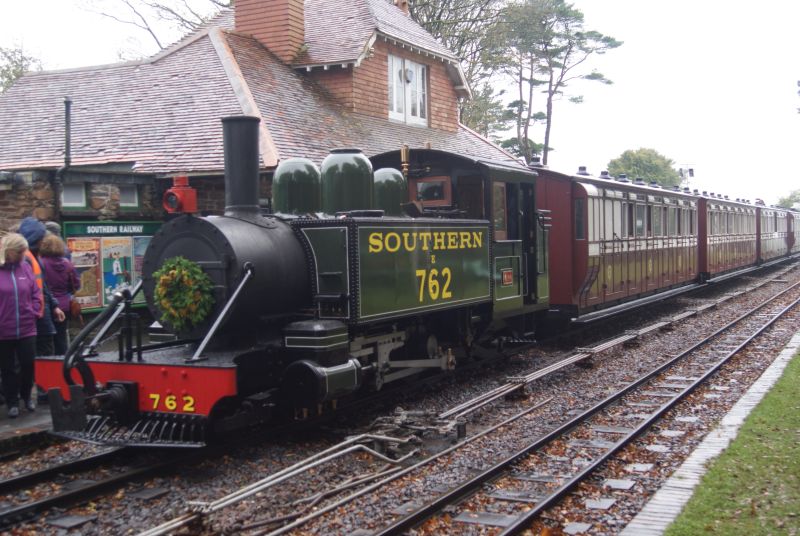 Replica Baldwin 2-4-2T 'Lyn' at Woody Bay.