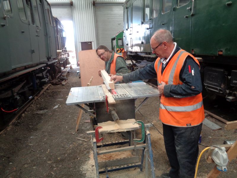 More tricky rebating with the indispensable flat bed saw. Note fingers carefully positioned out of harm's waybrPhotographer David BellbrDate taken 09082018