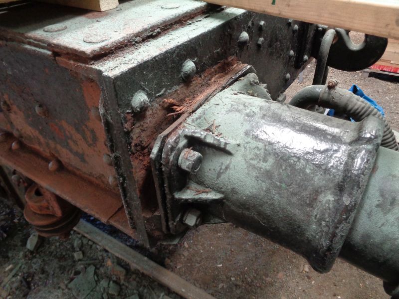 A buffer at the west end of the SR brake van, showing wood rot, The other buffer is in a similar condition.brPhotographer David BellbrDate taken 04072019