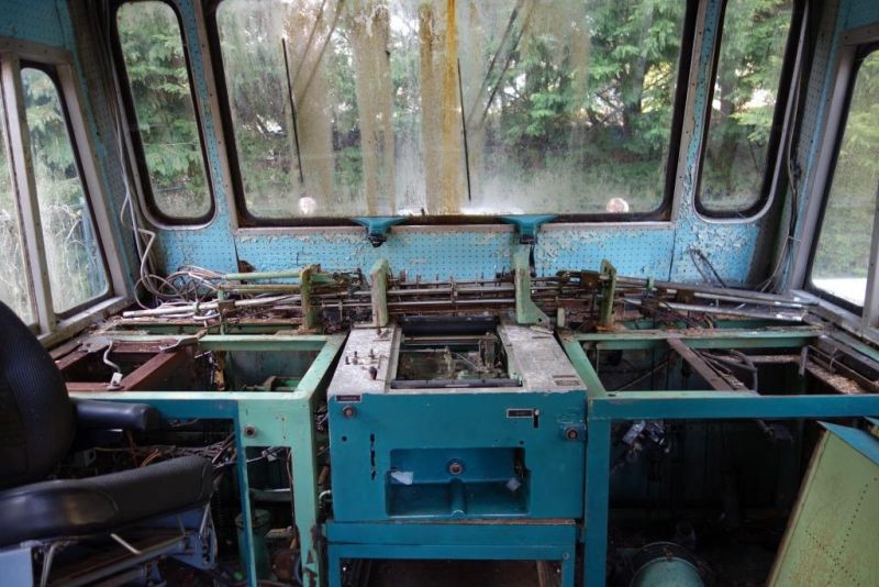 The Matisa Track Recording Trolley will never record again its gear is being stripped bit by bit, a rainy day job. One of the underslung trolleys has been scrapped but the other two will remain as ballast the trolley is used to move the diesel shunter. 