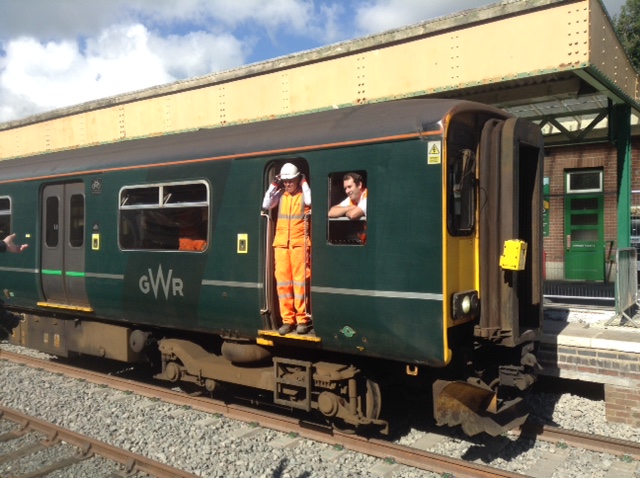 150246 preparing for departure.brPhotographer Tony HillbrDate taken 20092021