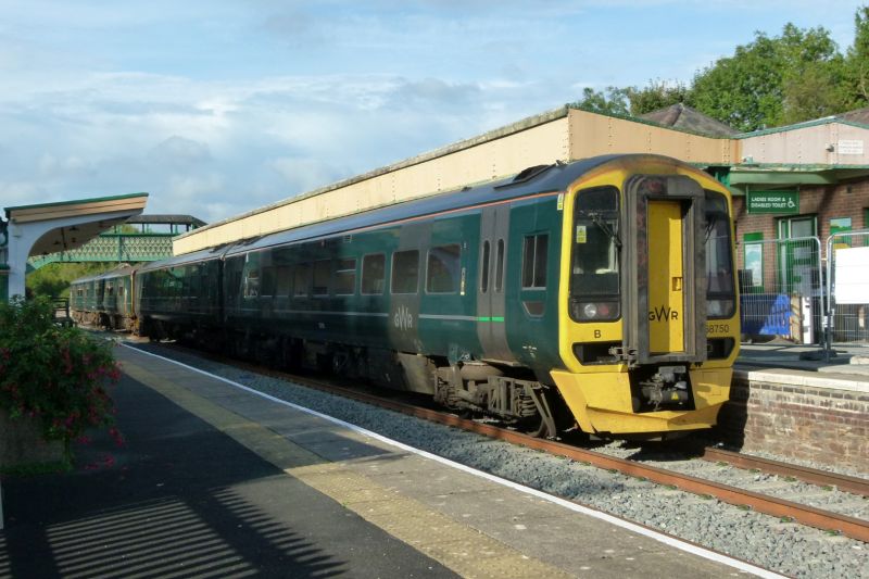 158750 and 150221 at OkehamptonbrPhotographer Dave EllisbrDate taken 09102021