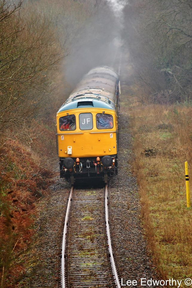 33035 approaching Sampford Courtenay