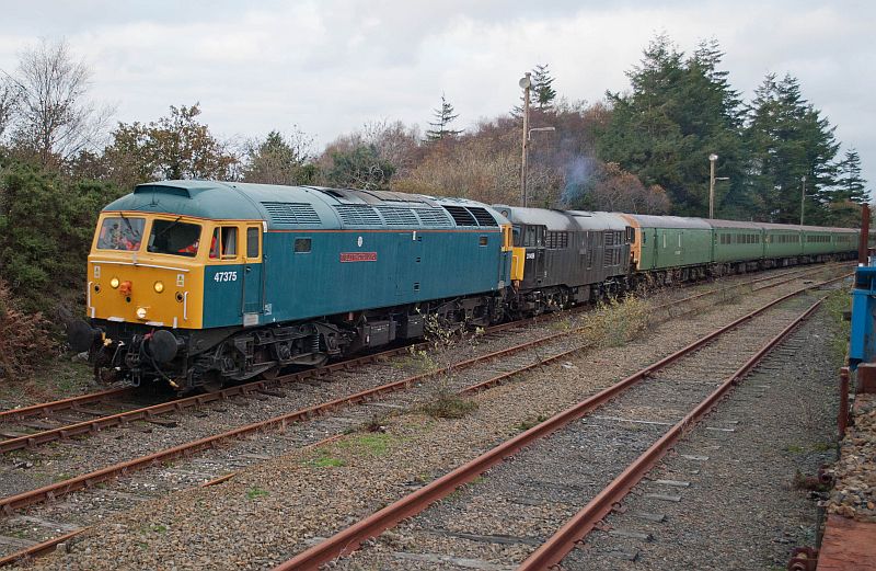 47375 'Tinsley Traction Depot' and 31459 'Cerberus' at Meldon with the Polar Express stock.