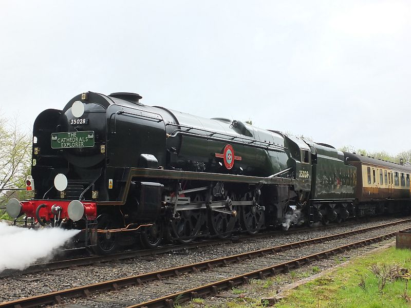 SR Merchant Navy pacific 35028 'Clan Line' at Okehampton.