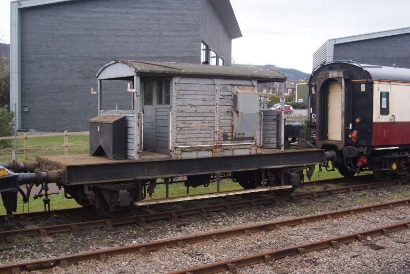 SR brakevan like ours, albeit in slightly better condition. What appear to be vacuum brake cylinders are mounted on one of the platforms.brPhotographer Jon Kelsey