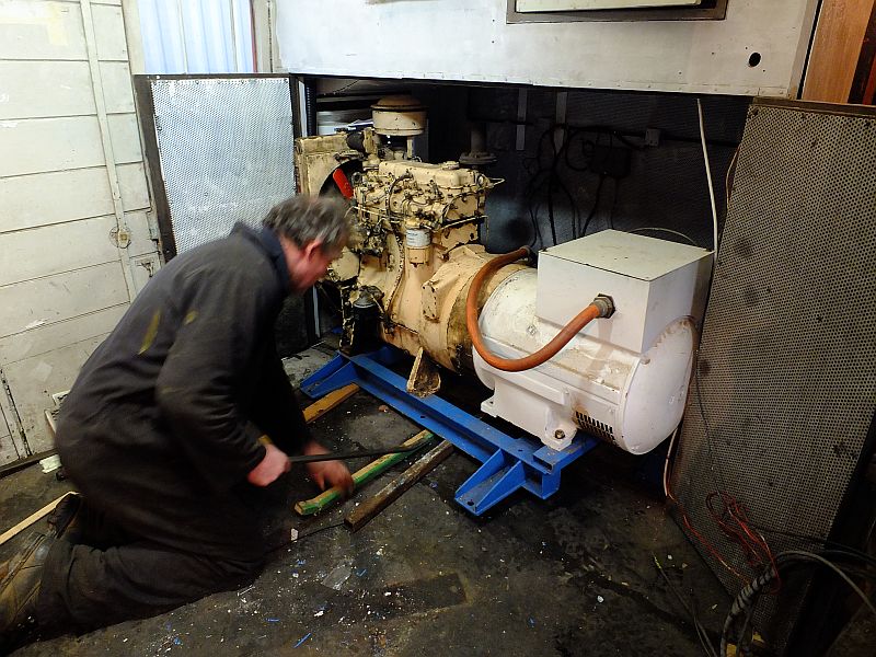 David Trant installing the generator in Lab 11