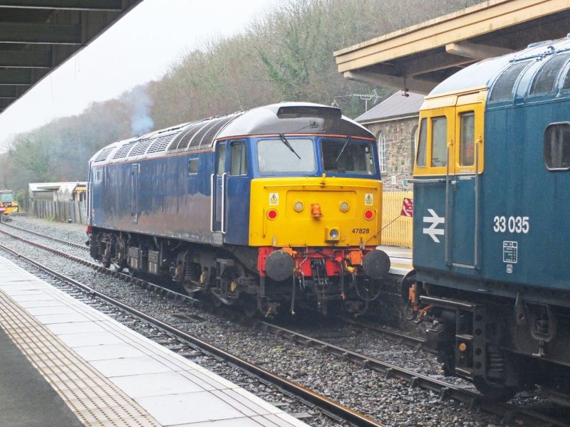 47828 and 33035 at Okehampton during Sulzer Weekend preparation