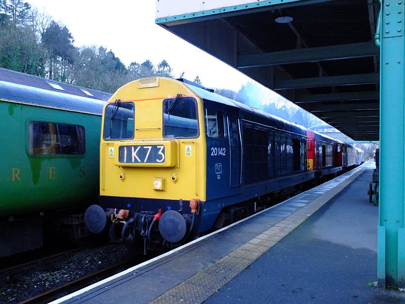 20142 and 20189 prepare to depart Okehampton with 47769, 31459 and 47375 in tow.