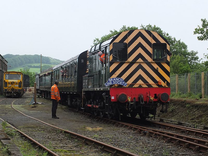 08937 with the PLEG charter at Meldon.