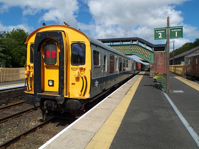 Driving trailer 61743 in the sunshine at Okehampton