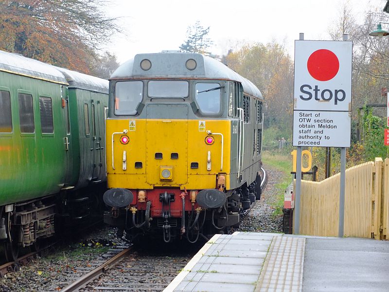 31601 about to depart Okehampton