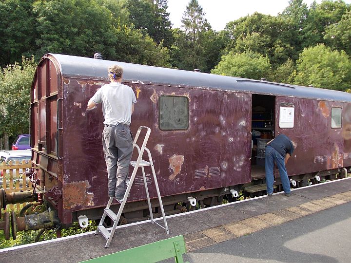 Paul and Geoff preparing the platform side.brPhotographer Jon KelseybrDate taken 11082012