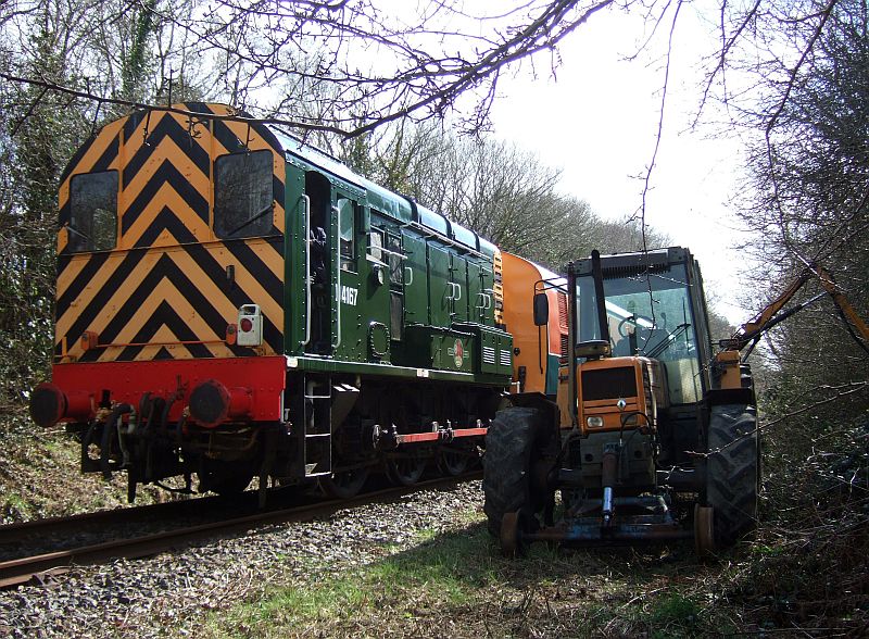 In case you thought it had gone forever, here's the flail, back from the far North, repaired by Dave Trant and in action. We couldn't operate without it.