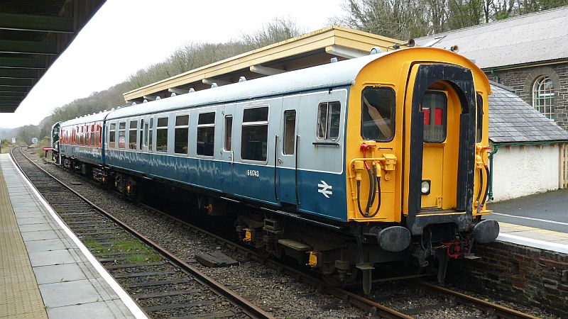 D4167, Lab11 and 61743 at Okehampton