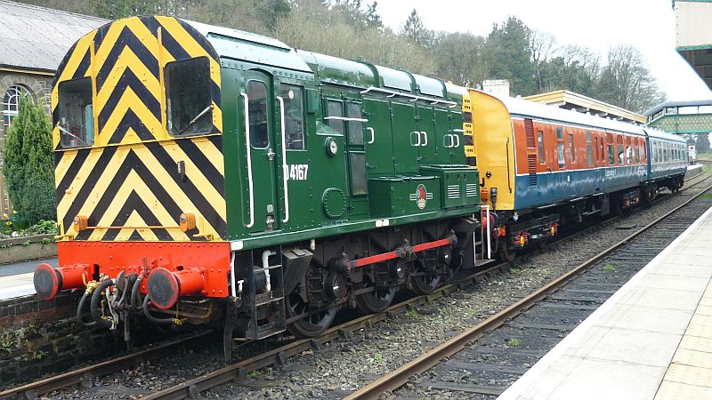 D4167, Lab11 and 61743 at Okehampton